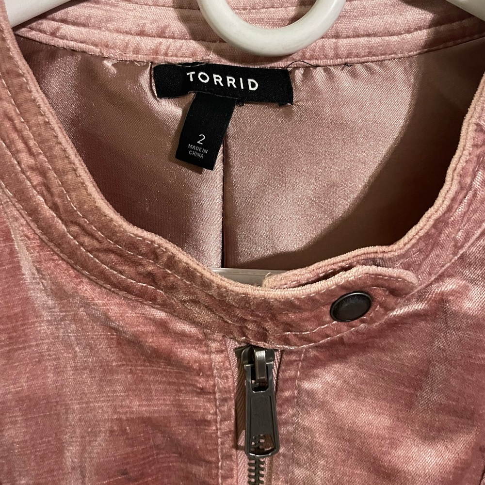 Pink Jacket - Picture 3 of 4
